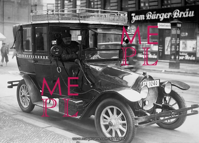 : Taxi in Berlin, 1935 : Taxi in Berlin, 1935