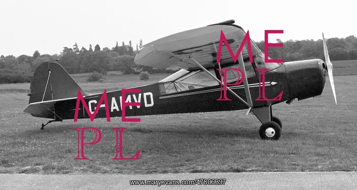 : Taylorcraft Auster 5 G-AMVD : Taylorcraft Auster 5 G-AMVD