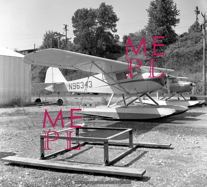 : Taylorcraft B floatplane N96343 : Taylorcraft B floatplane N96343
