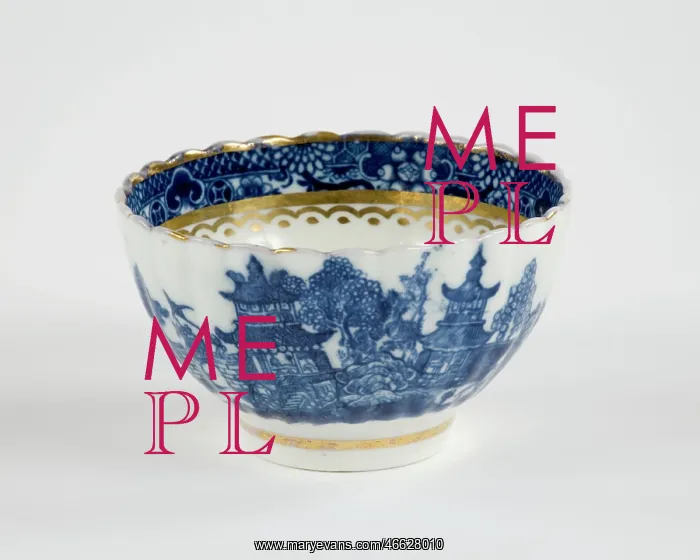: Tea bowl made from porcelain, transfer-printed in underglaze blue with : Tea bowl made from porcelain, transfer-printed in underglaze blue with