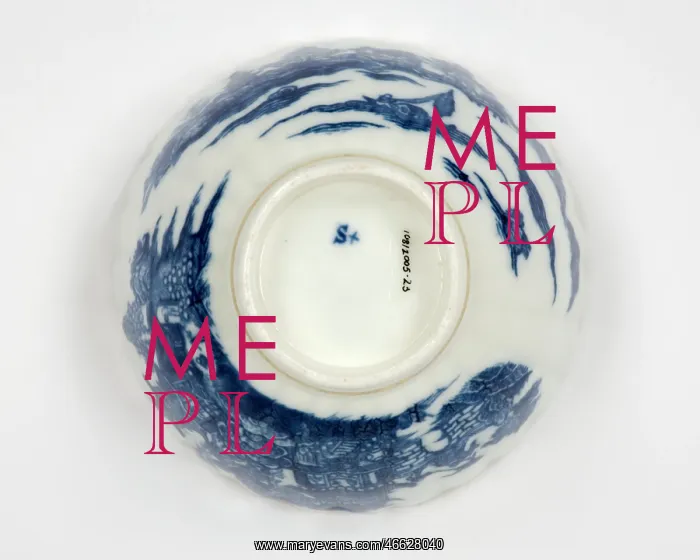 : Tea bowl made from porcelain, transfer-printed in underglaze blue with : Tea bowl made from porcelain, transfer-printed in underglaze blue with