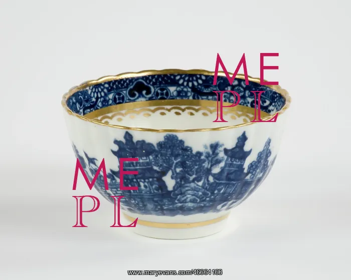 : Tea bowl made from porcelain, transfer-printed in underglaze blue with : Tea bowl made from porcelain, transfer-printed in underglaze blue with