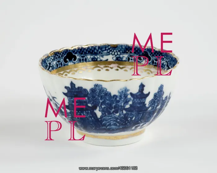 : Tea bowl made from porcelain, transfer-printed in underglaze blue with : Tea bowl made from porcelain, transfer-printed in underglaze blue with