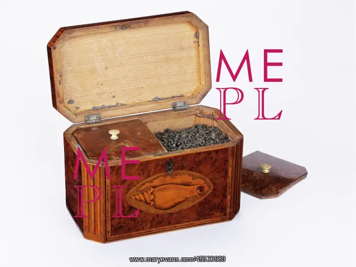 : Tea caddy. Burr yew tea caddy of rectangular form with canted corners : Tea caddy. Burr yew tea caddy of rectangular form with canted corners