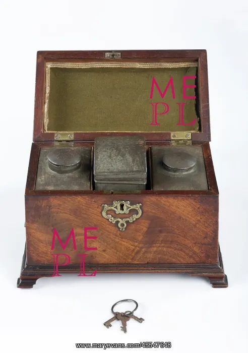: Tea caddy made from mahogany, containing three pewter canisters : Tea caddy made from mahogany, containing three pewter canisters