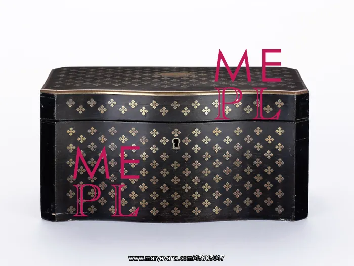 : Tea caddy made from ebonised wood inlaid with brass quatrefoils, lined with tulipwood : Tea caddy made from ebonised wood inlaid with brass quatrefoils, lined with tulipwood