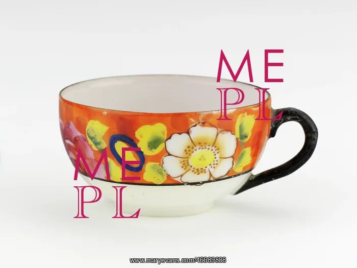 : Tea cup. Glazed porcelain tea cup, from a child's part tea-service : Tea cup. Glazed porcelain tea cup, from a child's part tea-service
