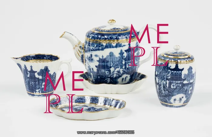 : Tea set, group shot : Tea set, group shot