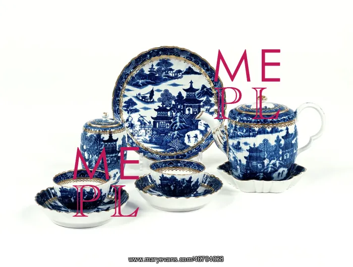 : Tea set, group shot : Tea set, group shot