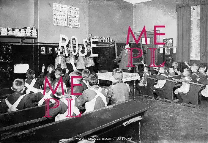 : Teaching in a children's home, 1927 : Teaching in a children's home, 1927