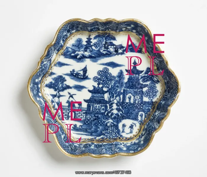 : Teapot stand : Teapot stand