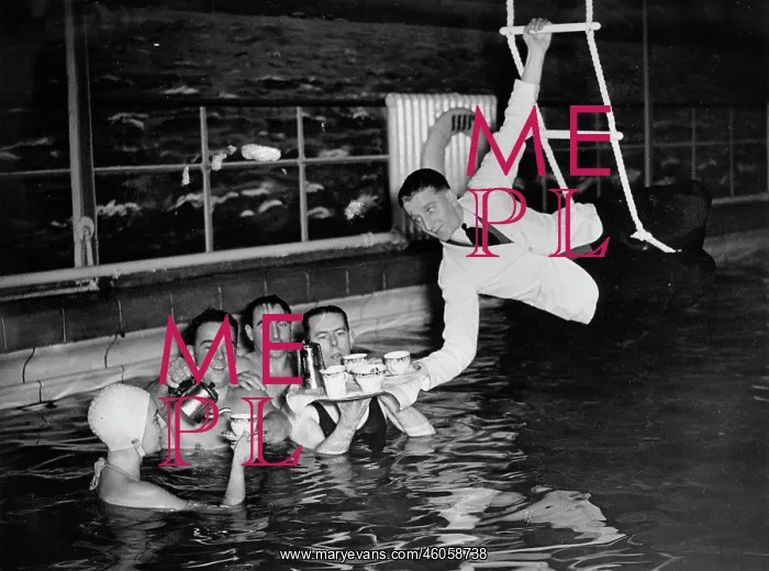 : Teatime at the swimming-pool : Teatime at the swimming-pool