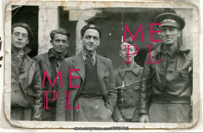 : Ted Edwards, Sam Wild, Mackintosh Hookey Walker : Ted Edwards, Sam Wild, Mackintosh Hookey Walker