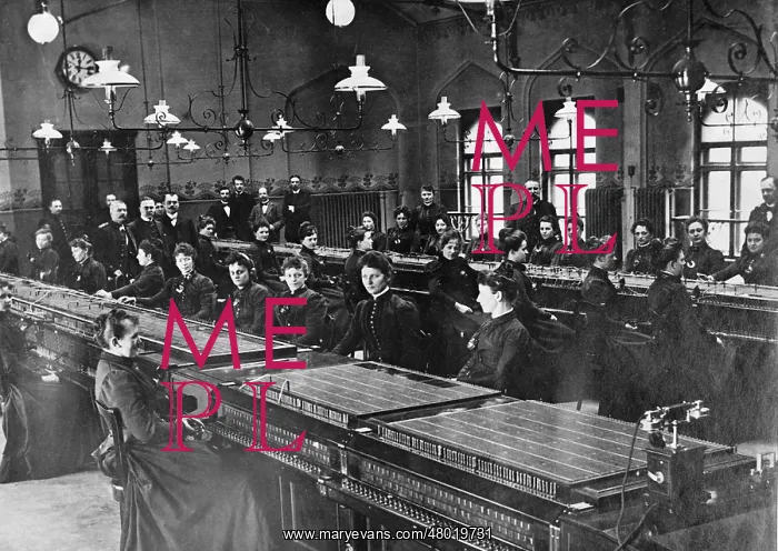 : Telephone operators in the central office Chemnitz, 1905 : Telephone operators in the central office Chemnitz, 1905