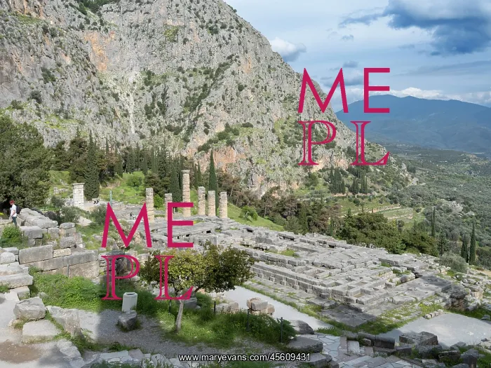 : Temple of Apollo, Delphi, Greece : Temple of Apollo, Delphi, Greece