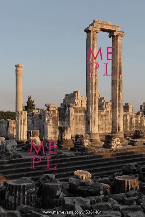 : Temple of Apollo in the evening sun, 4th century : Temple of Apollo in the evening sun, 4th century