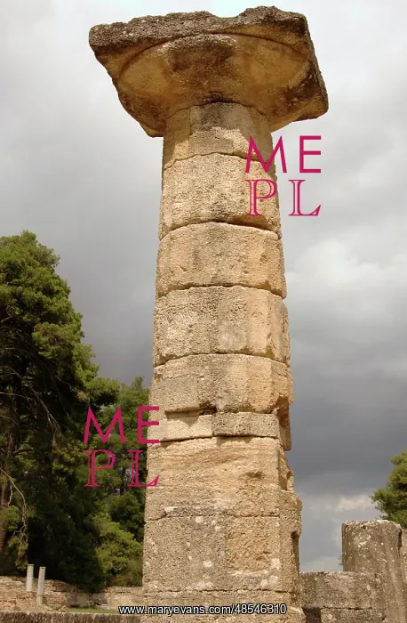 : Temple of Hera (Heraion). 6th century B.C.. Doric column. Sa : Temple of Hera (Heraion). 6th century B.C.. Doric column. Sa