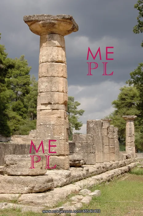 : Temple of Hera (Heraion). 6th century B.C.. Doric column. Sa : Temple of Hera (Heraion). 6th century B.C.. Doric column. Sa