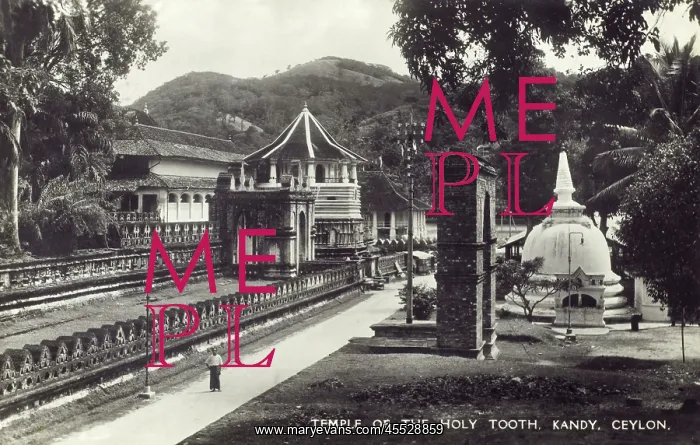 : Temple of the Holy Tooth - Kandy, Sri Lanka : Temple of the Holy Tooth - Kandy, Sri Lanka