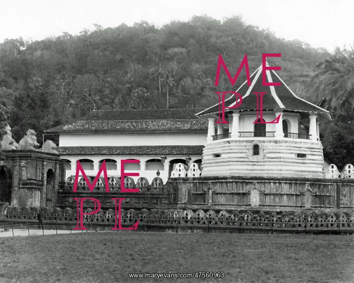 : Temple of the Sacred Tooth, Kandy, Ceylon (Sri Lanka) : Temple of the Sacred Tooth, Kandy, Ceylon (Sri Lanka)