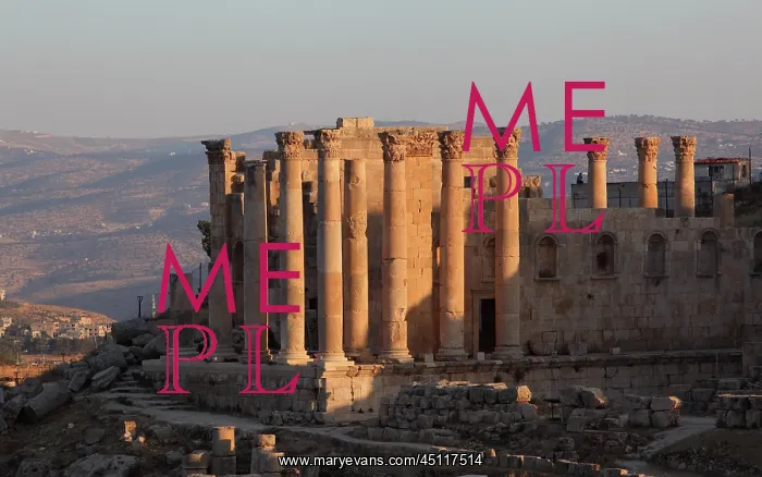 : Temple of Zeus, Jerash, Jordan : Temple of Zeus, Jerash, Jordan