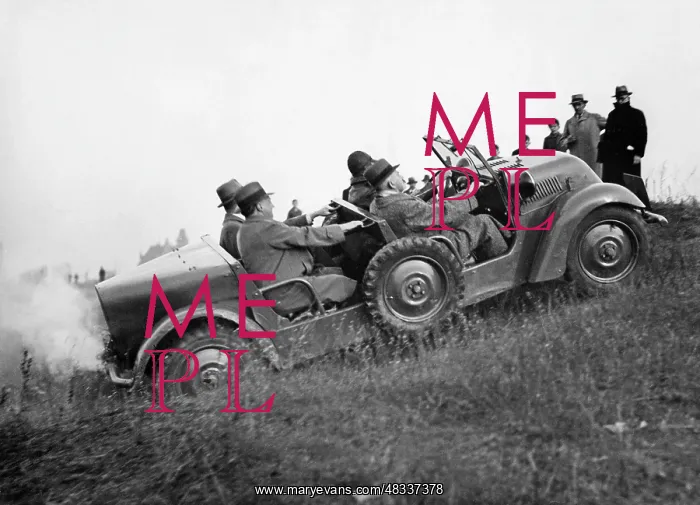 : Tempo all-wheel prototype, 1935 : Tempo all-wheel prototype, 1935