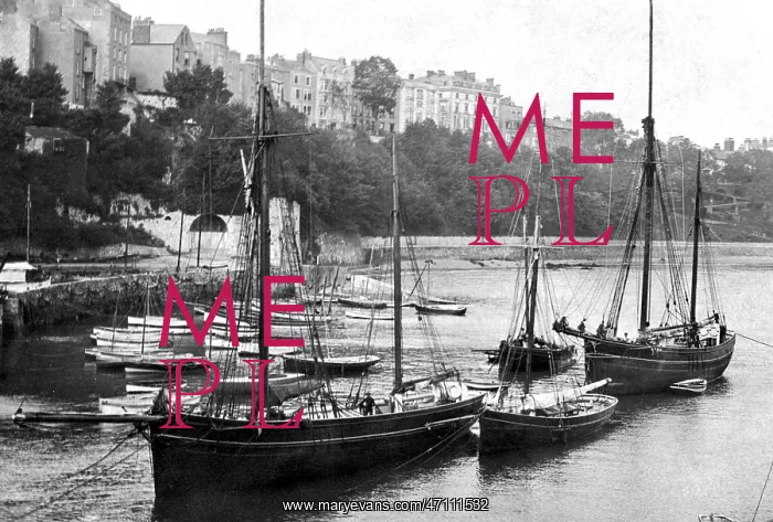  : Tenby Harbour early 1900s