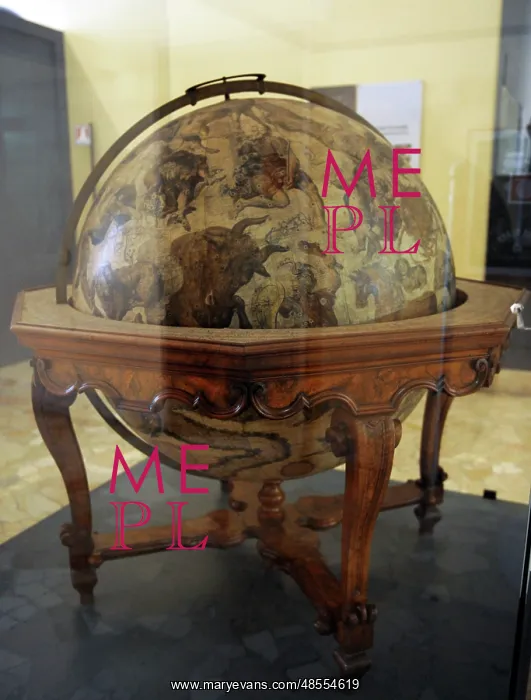 : Terrestrial globe by cosmographer Vicenzo Coronelli (1650-1 : Terrestrial globe by cosmographer Vicenzo Coronelli (1650-1