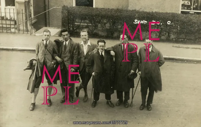 : Six terrific chums heading off for a jolly hike : Six terrific chums heading off for a jolly hike