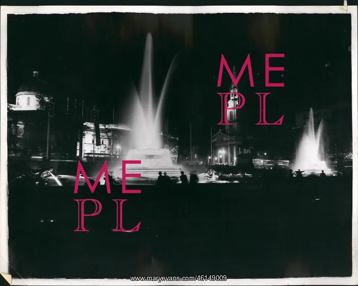 : Test of Coronation floodlighting, Trafalgar Square, London : Test of Coronation floodlighting, Trafalgar Square, London