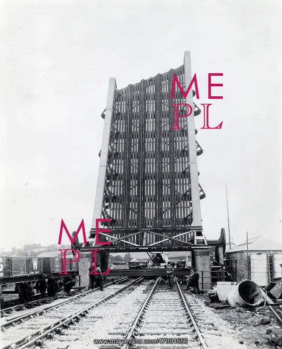 : Testing the Bascule Bridge, Carmarthen, South Wales : Testing the Bascule Bridge, Carmarthen, South Wales