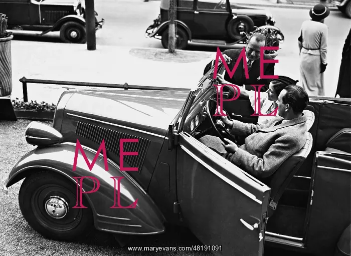 : Testing a car in a dealership, 1935 : Testing a car in a dealership, 1935