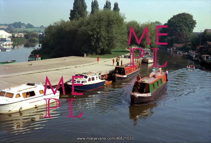 : Tewkesbury - River Avon : Tewkesbury - River Avon