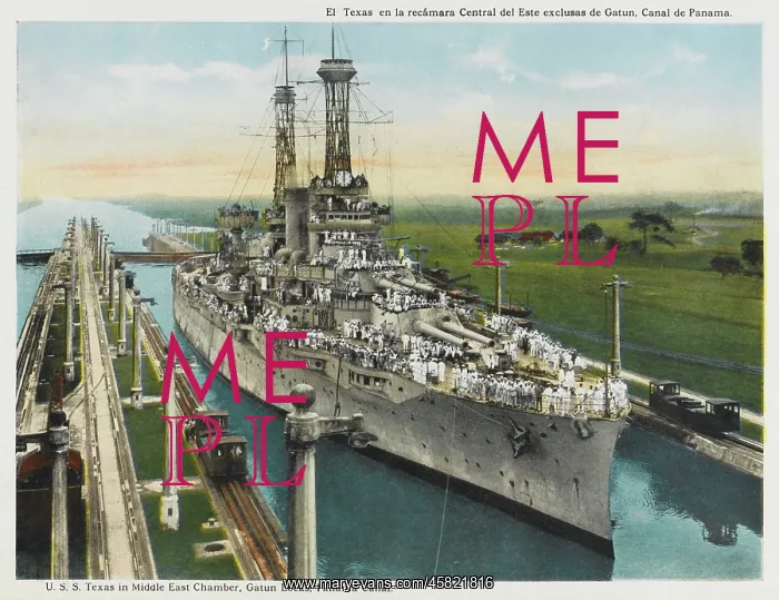  : Texas in Gatun Locks