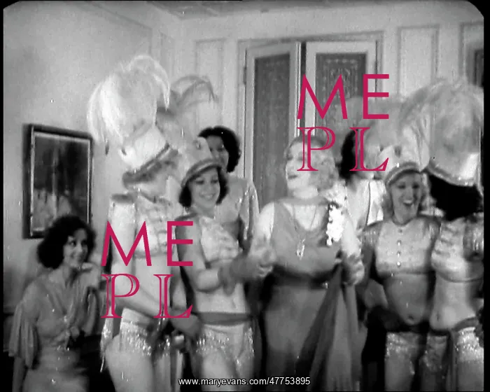 : Texas Guinan Talking to Dancing Girls : Texas Guinan Talking to Dancing Girls