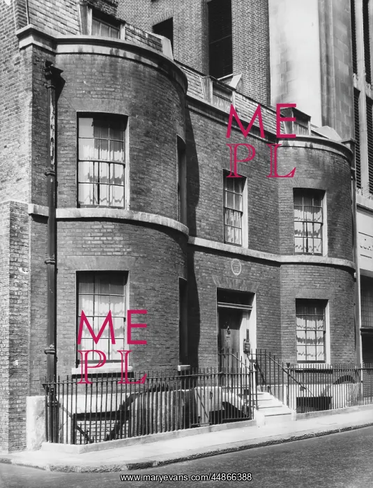 : THACKERAY'S HOME : THACKERAY'S HOME