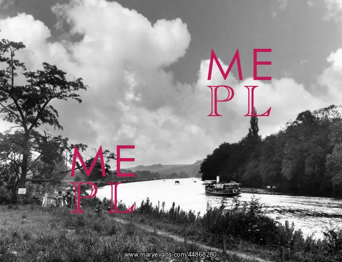 : THAMES AT PANGBOURNE : THAMES AT PANGBOURNE