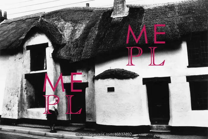 : Thatched cottages in Dawlish, Devon : Thatched cottages in Dawlish, Devon