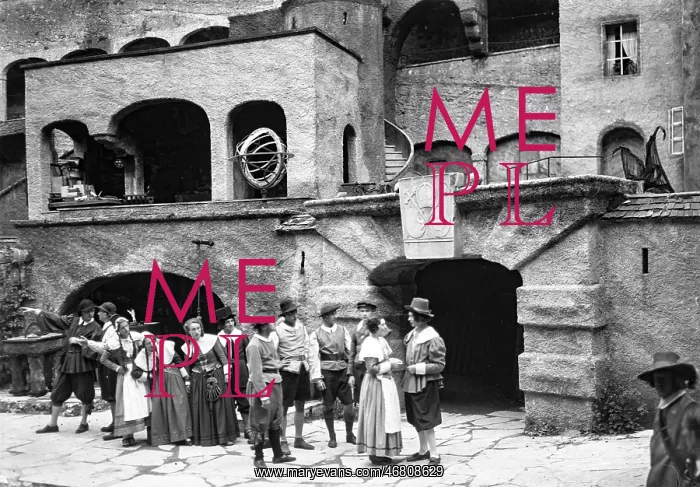 : Theater performance Faust in Felsenreitschule 1933 : Theater performance Faust in Felsenreitschule 1933