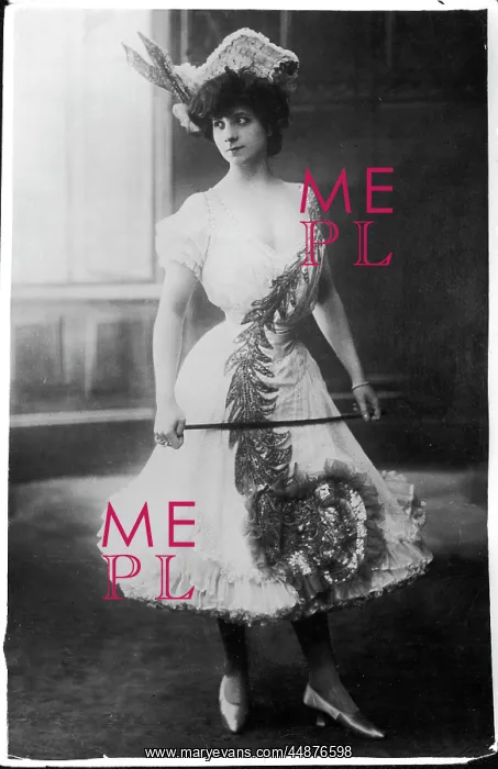: THEATRICAL DRESS : THEATRICAL DRESS
