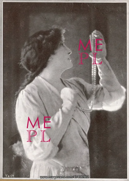 : THEATRICAL POSE : THEATRICAL POSE