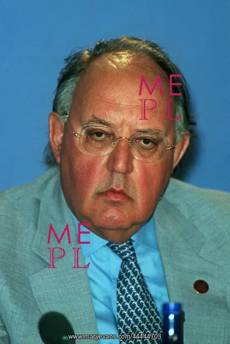  : Theodore Pangalos
