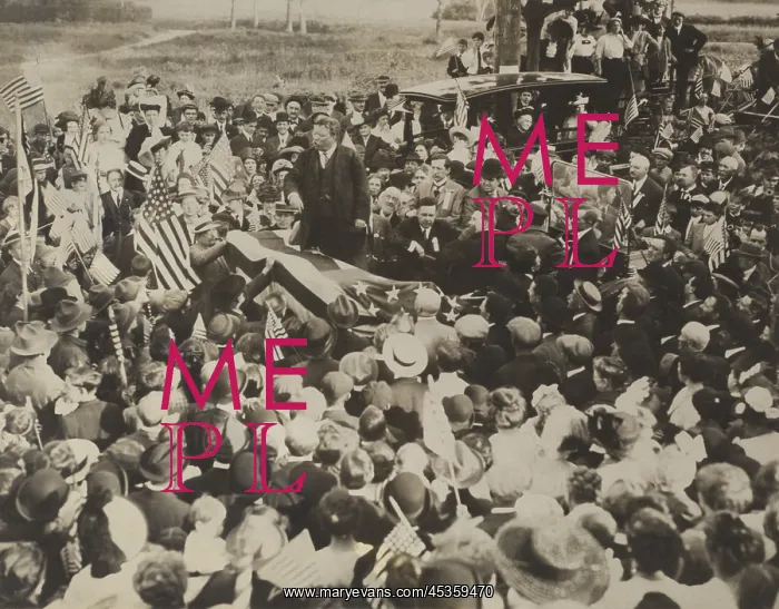 : Theodore Roosevelt campaigning for President in : Theodore Roosevelt campaigning for President in