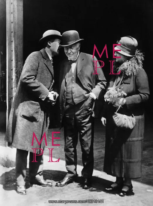 : Thomas Alva Edison with his wife and son, 1927 : Thomas Alva Edison with his wife and son, 1927
