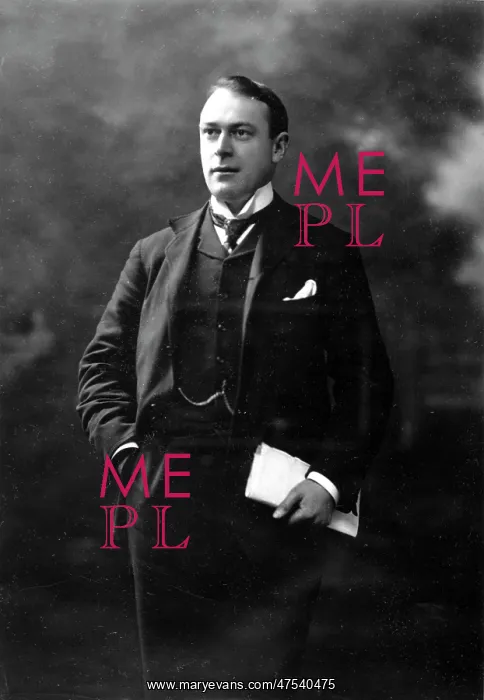  : Thomas Andrews