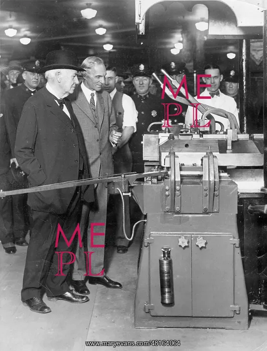 : Thomas Edison and Henry Ford, 1928 : Thomas Edison and Henry Ford, 1928