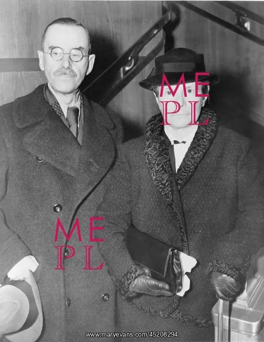 : Thomas Mann (1875-1955) and wife, Katia, ? : Thomas Mann (1875-1955) and wife, Katia, ?