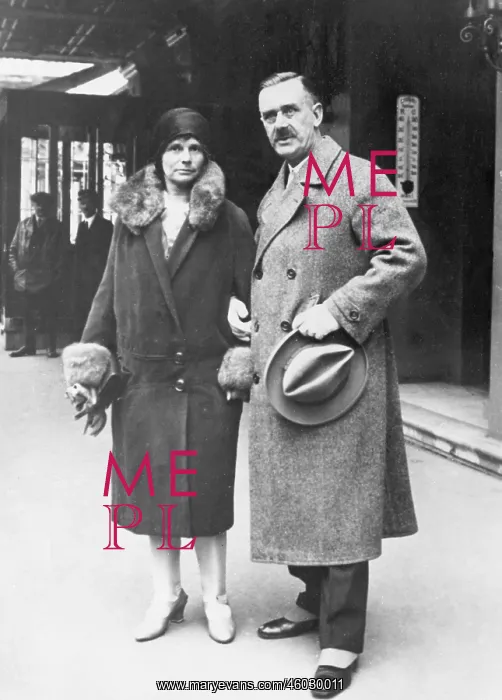 : Thomas Mann and his wife Katia : Thomas Mann and his wife Katia