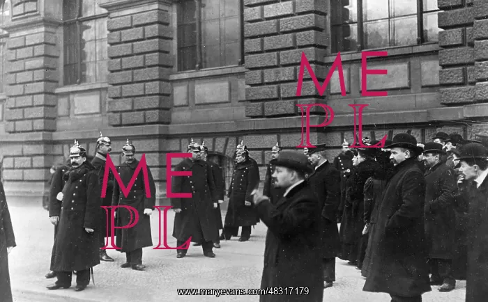 : Three-class franchise demonstrations in Berlin, 1909 : Three-class franchise demonstrations in Berlin, 1909