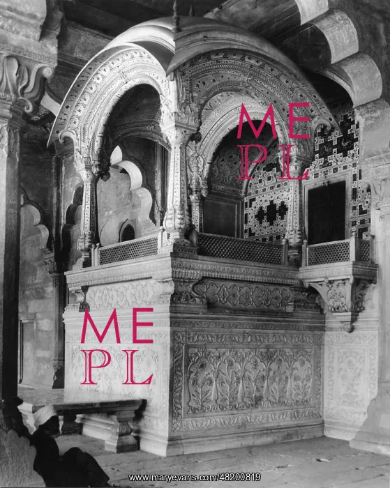 : Throne in the Red Fort in Delhi : Throne in the Red Fort in Delhi
